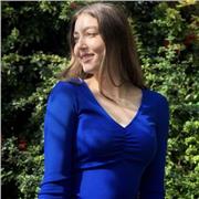 Profesora de apoyo a niños, adolescentes y adultos que quieran empezar el conocimiento de una lengua extranjera como el inglés